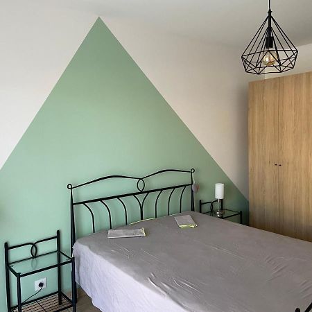 Tres Bel Appartement Entier Proche De La Mer 2 Chambres 1 Salon Vallauris Luaran gambar
