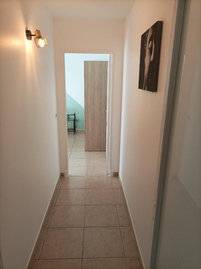 Tres Bel Appartement Entier Proche De La Mer 2 Chambres 1 Salon Vallauris Luaran gambar