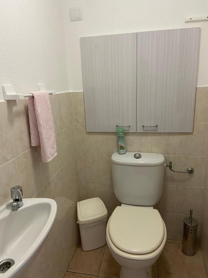 Tres Bel Appartement Entier Proche De La Mer 2 Chambres 1 Salon Vallauris Luaran gambar
